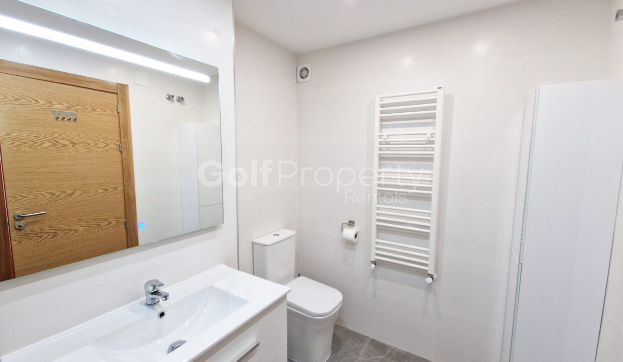 Bathroom2